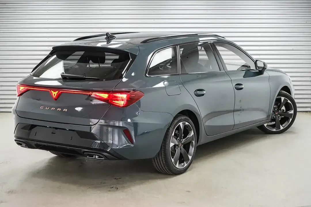 CUPRA Leon - Thumbnail 2