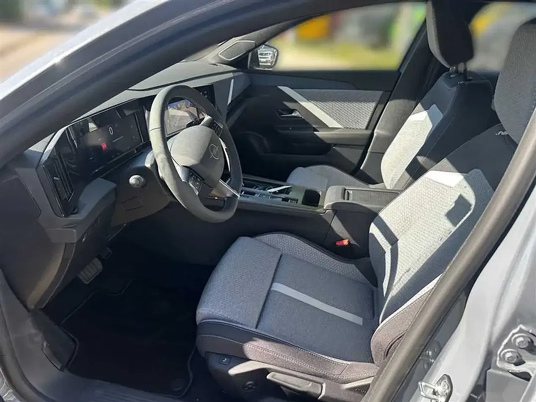 Opel Astra - Thumbnail 10