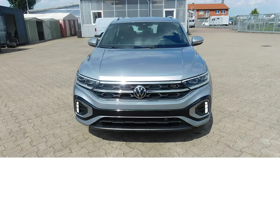 Volkswagen T-Roc - Thumbnail 3