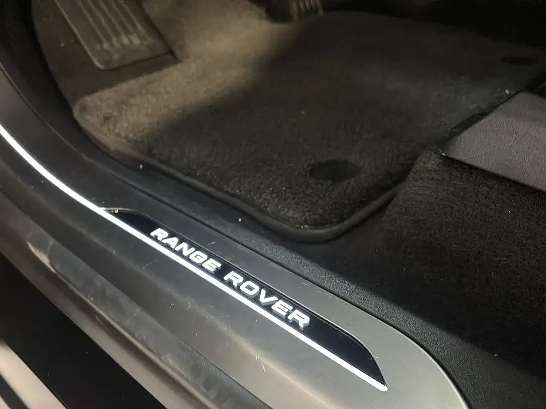 Land Rover Range Rover Sport - Thumbnail 23