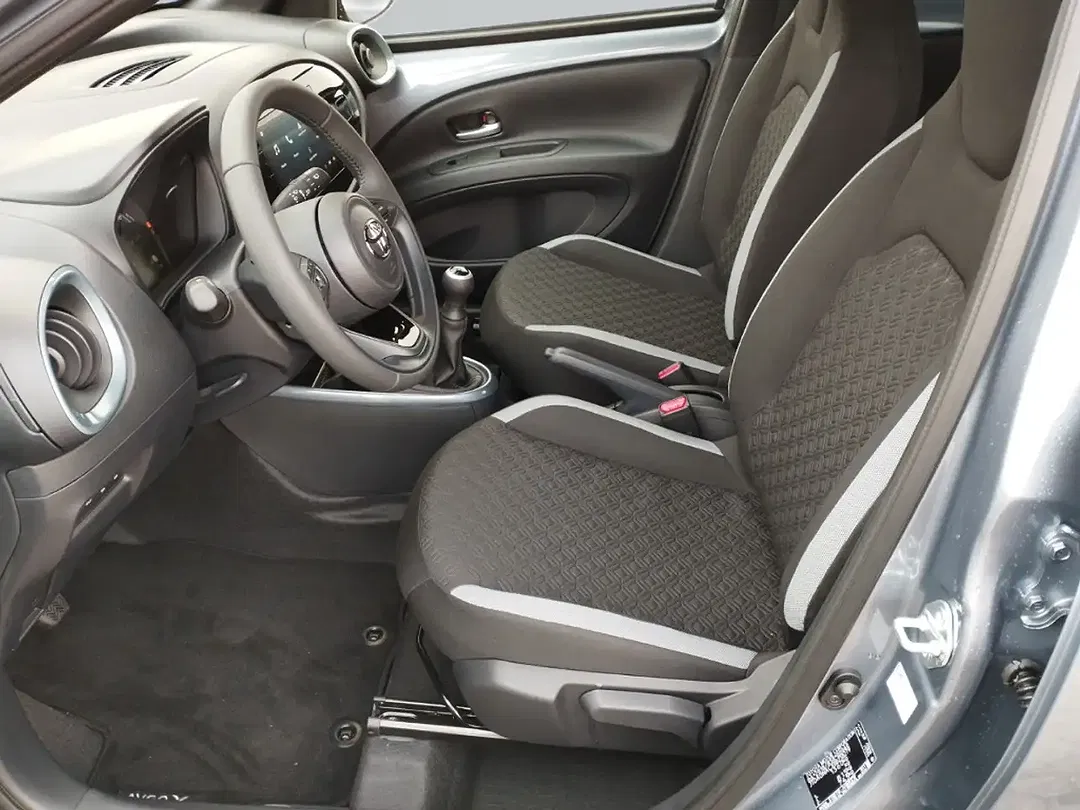 Toyota Aygo X - Thumbnail 9