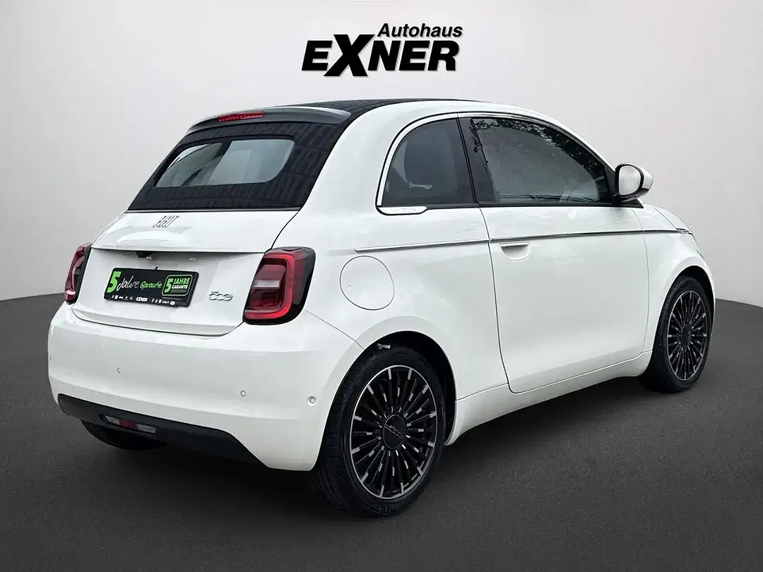 Fiat 500e - Thumbnail 3