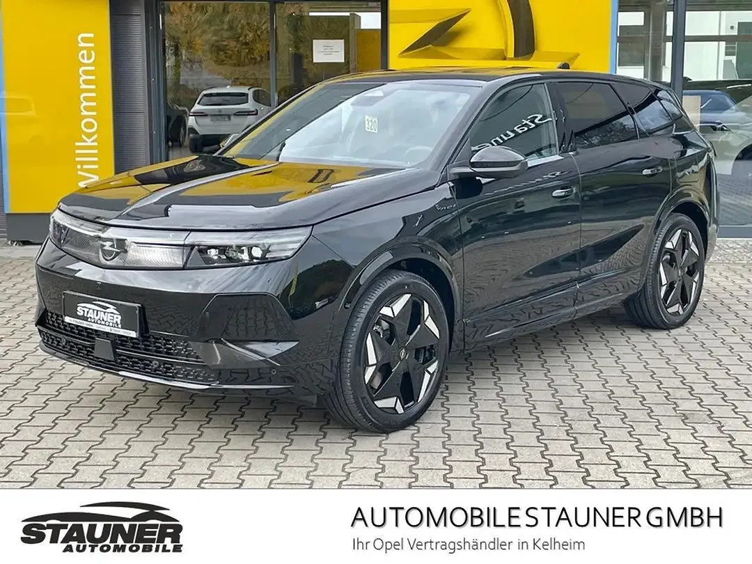 Opel Grandland - Thumbnail 1