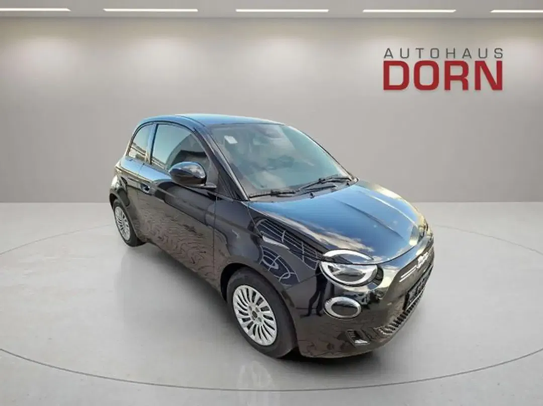 Fiat 500e - Thumbnail 4