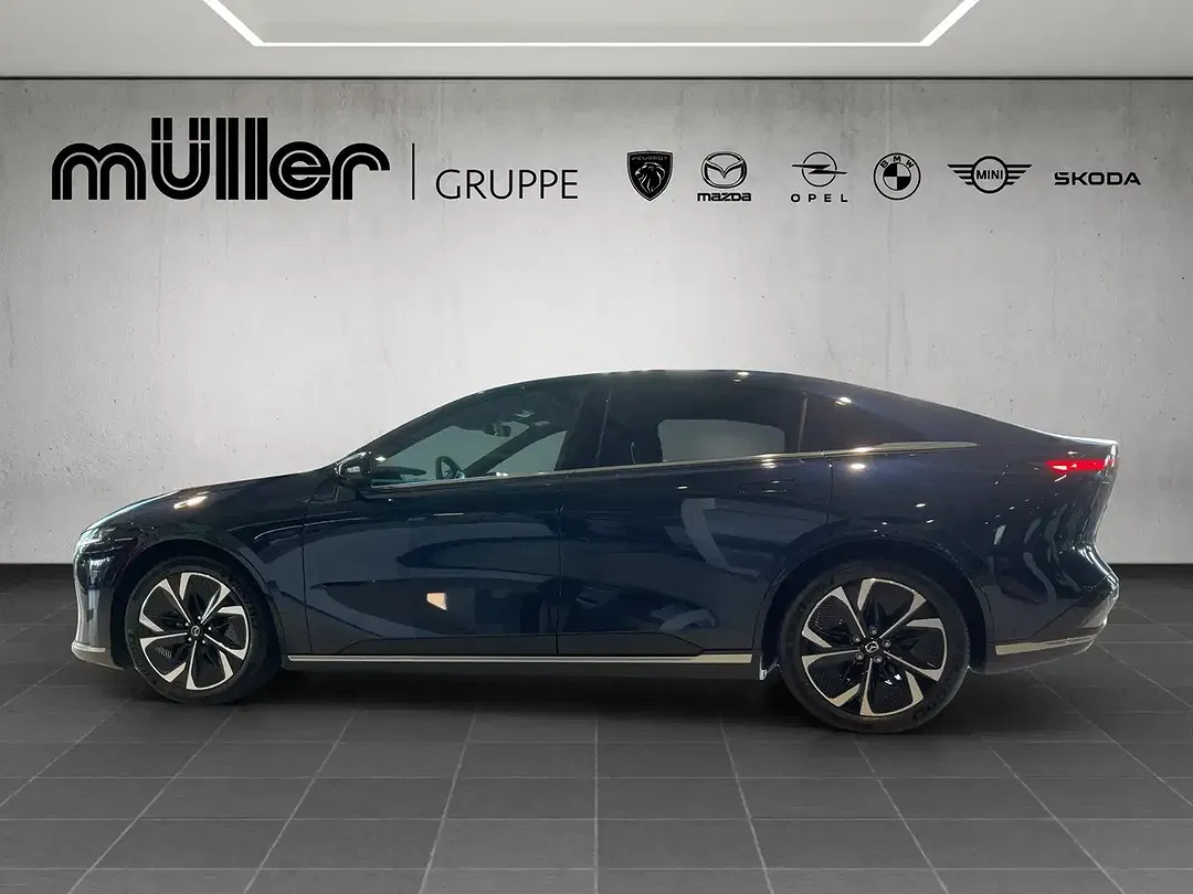 Mazda 6 - Thumbnail 4