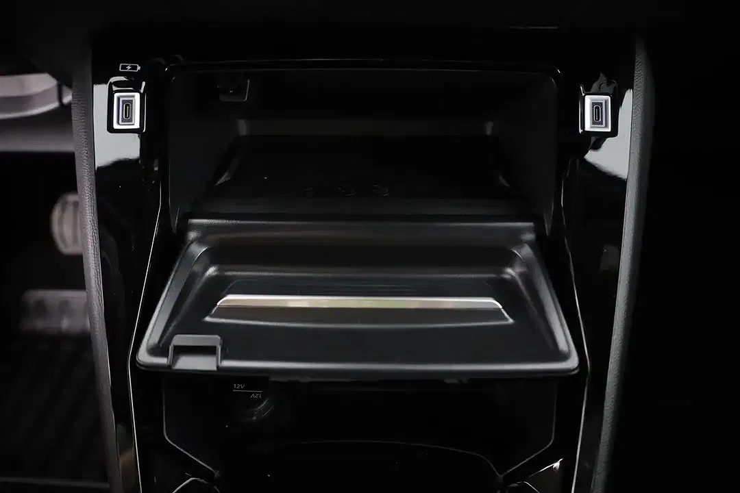 Peugeot 2008 - Thumbnail 12