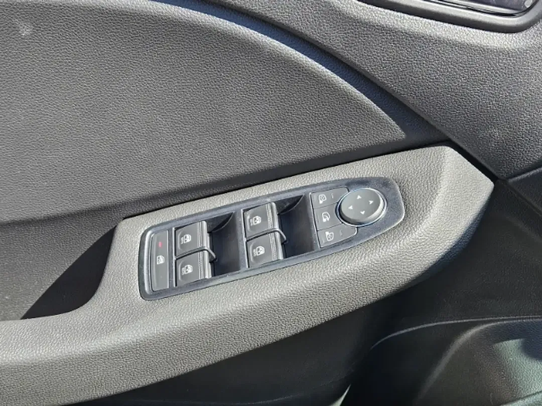 Renault Clio - Thumbnail 12