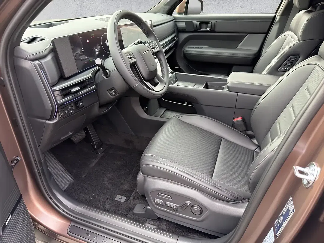Hyundai SANTA FE - Thumbnail 6