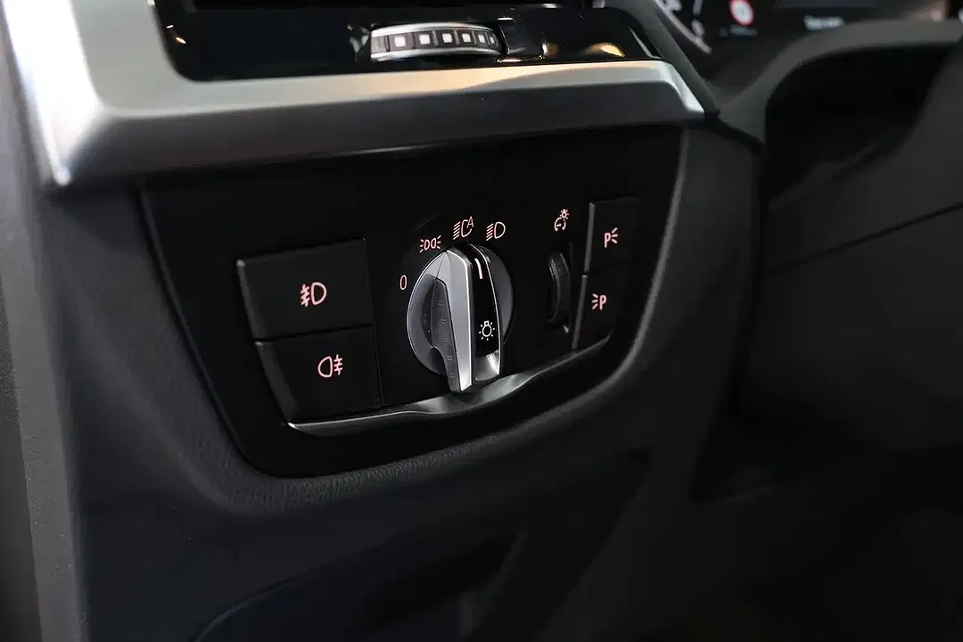 BMW X3 - Thumbnail 10