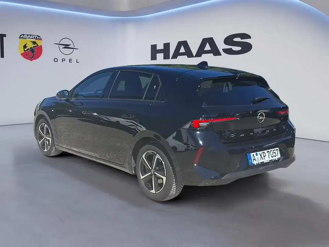 Opel Astra - Thumbnail 3