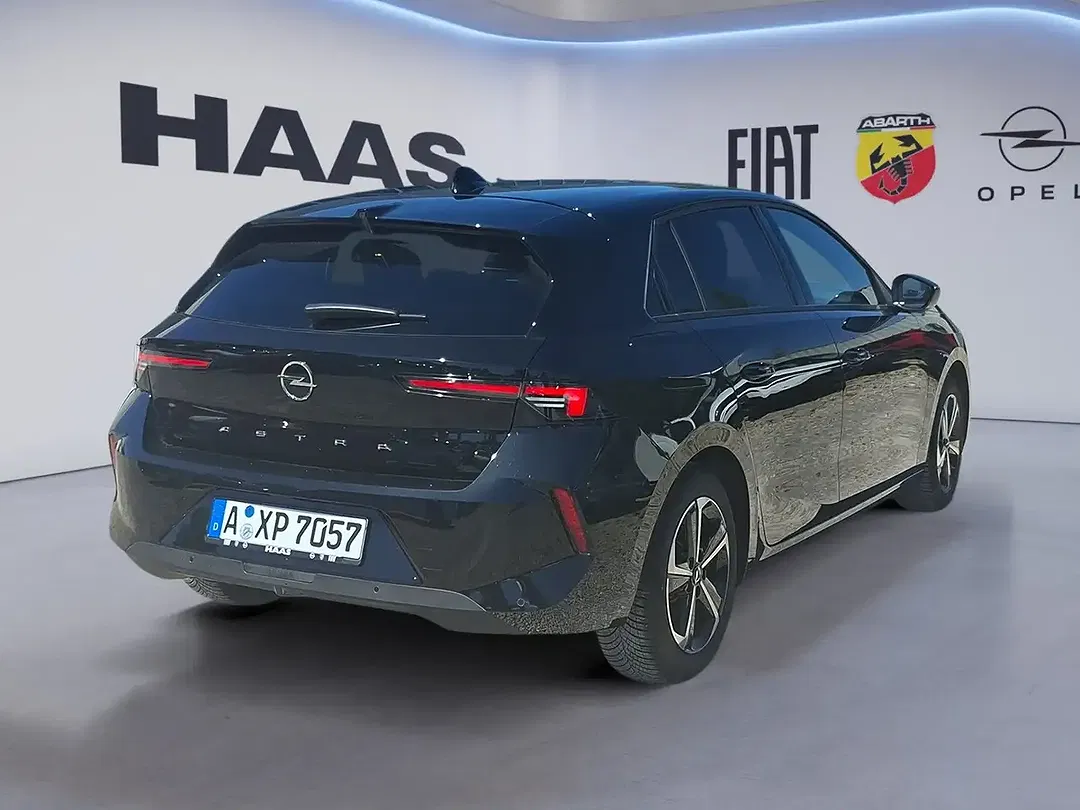 Opel Astra - Thumbnail 5