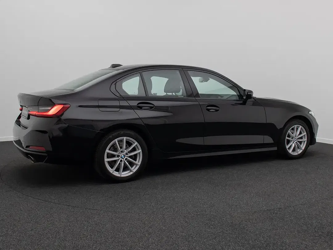BMW 318 - Thumbnail 6