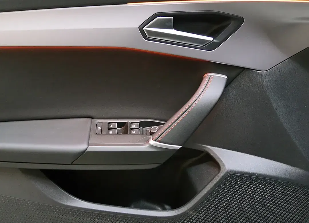 SEAT Leon - Thumbnail 6