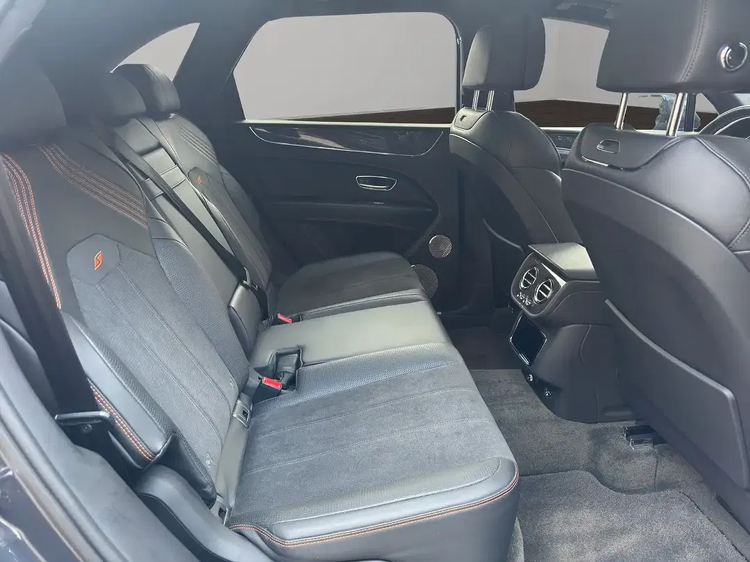 Bentley Bentayga - Thumbnail 13