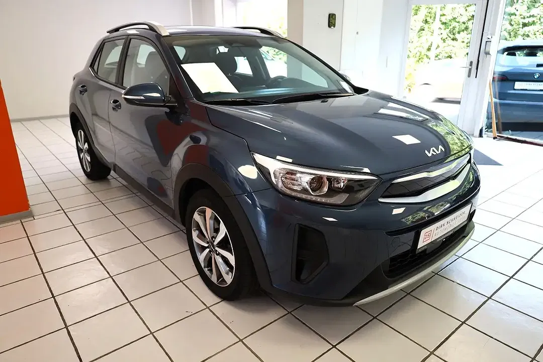 Kia Stonic - Thumbnail 3