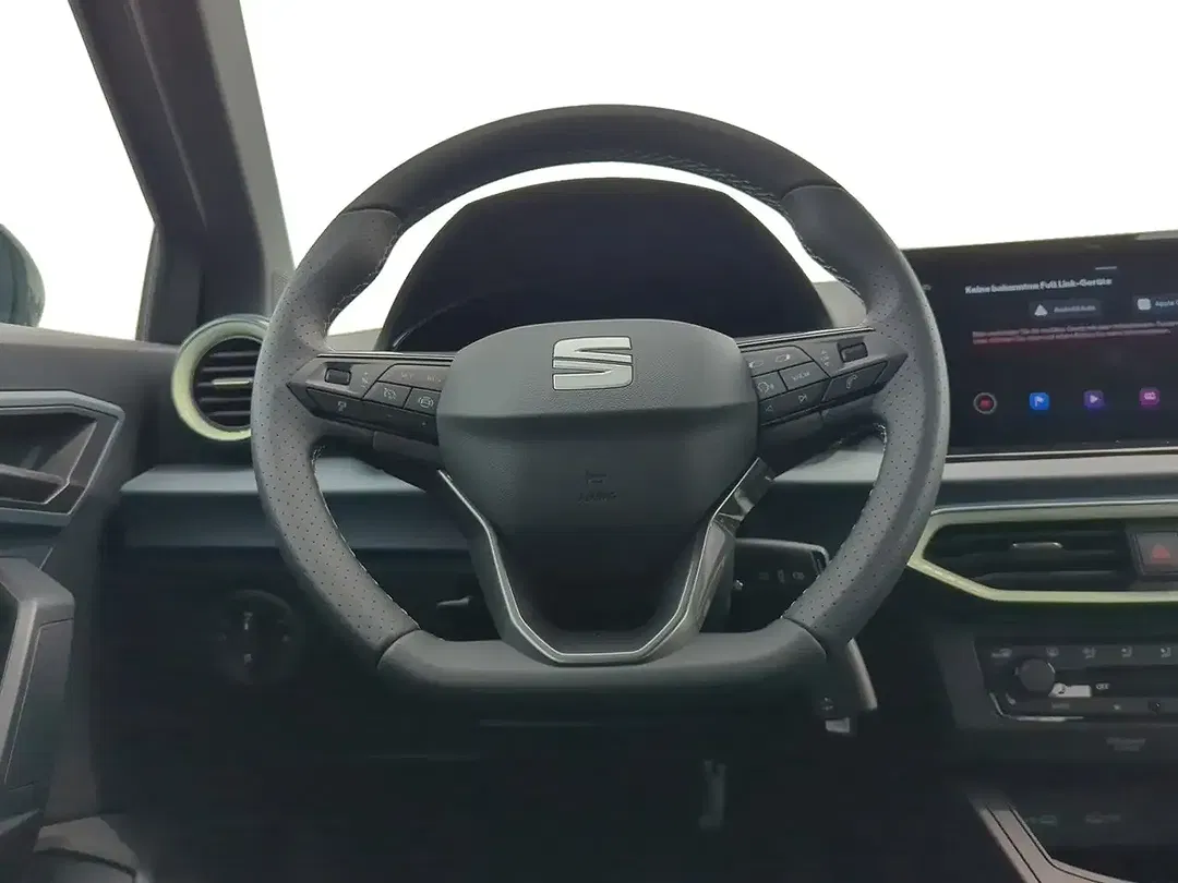 SEAT Arona - Thumbnail 12