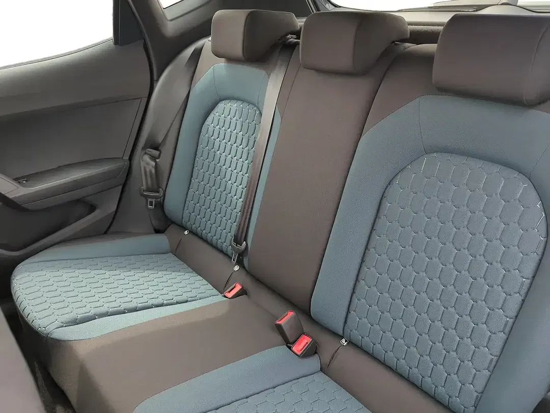 SEAT Arona - Thumbnail 9