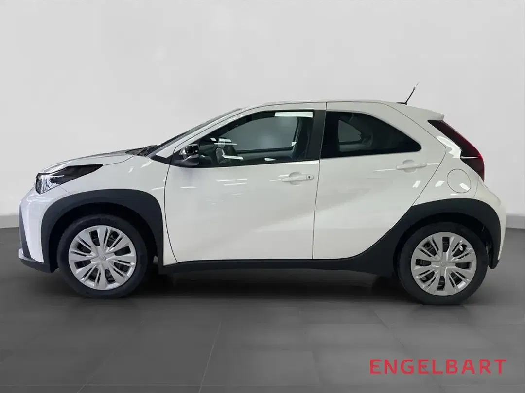 Toyota Aygo X - Thumbnail 1