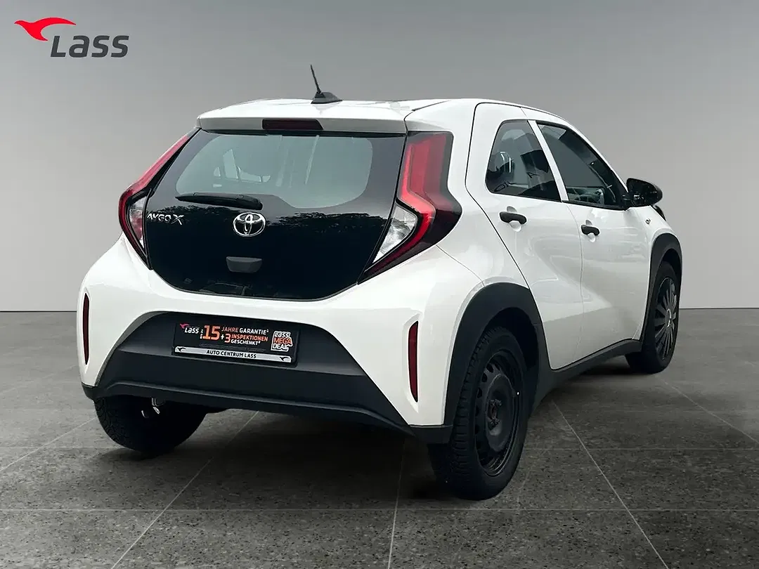 Toyota Aygo - Thumbnail 5