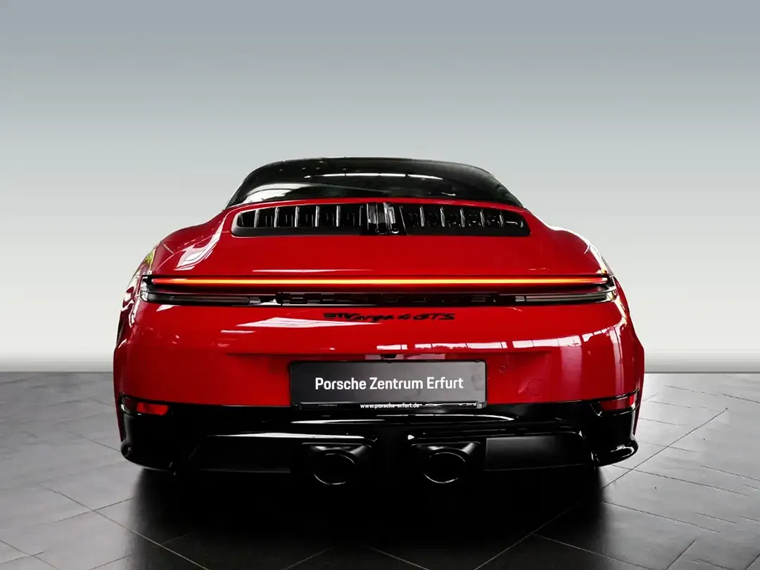 Porsche 911 - Thumbnail 9