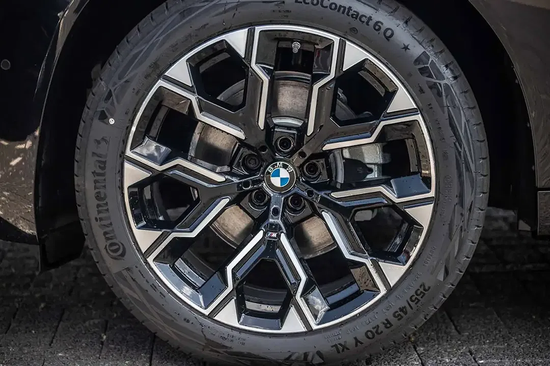 BMW X3 - Thumbnail 4