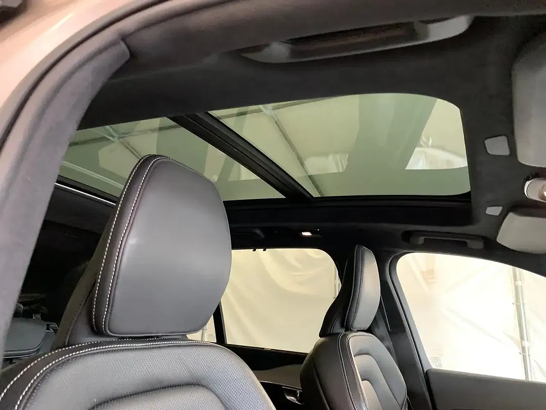 Volvo XC90 - Thumbnail 5
