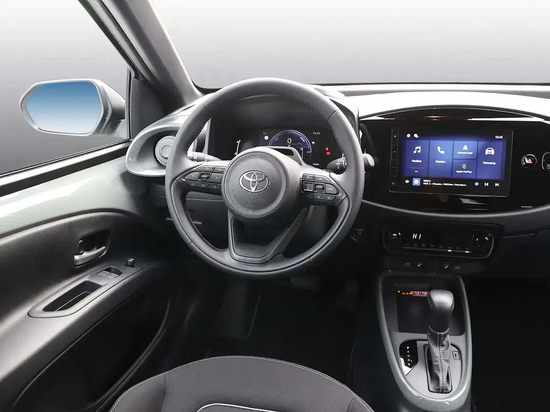 Toyota Aygo X - Thumbnail 8
