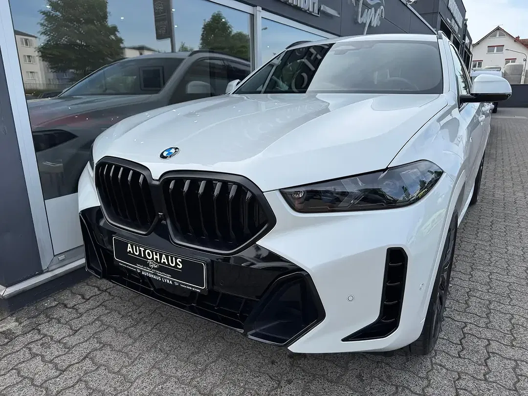 BMW X6 - Thumbnail 4