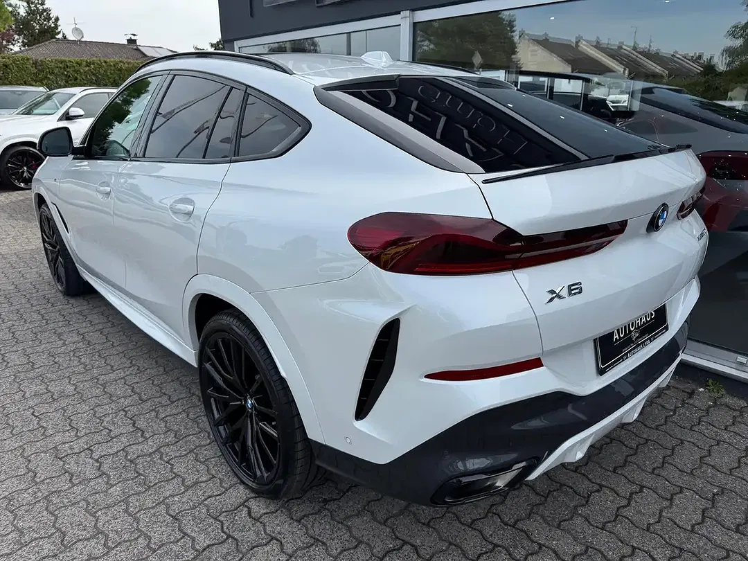 BMW X6 - Thumbnail 5
