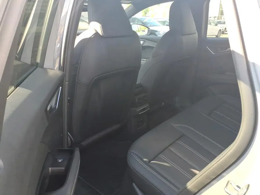 Audi Q4 e-tron - Thumbnail 8