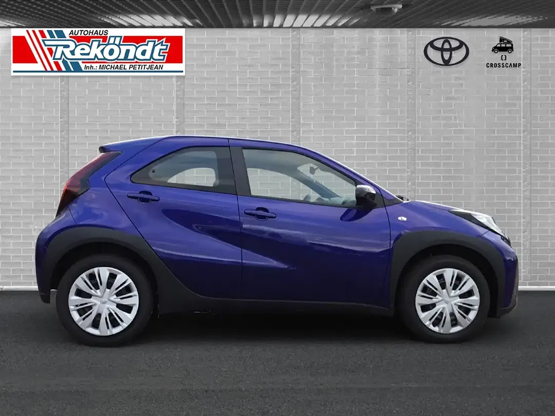 Toyota Aygo X - Thumbnail 3