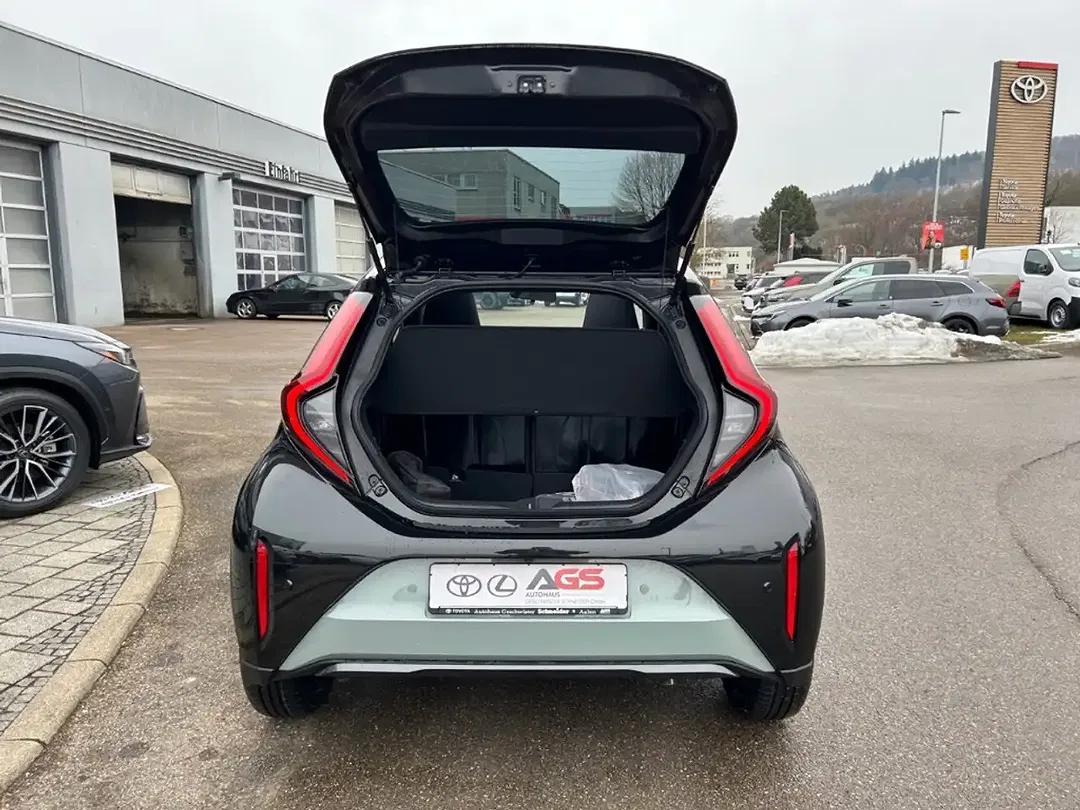 Toyota Aygo X - Thumbnail 11