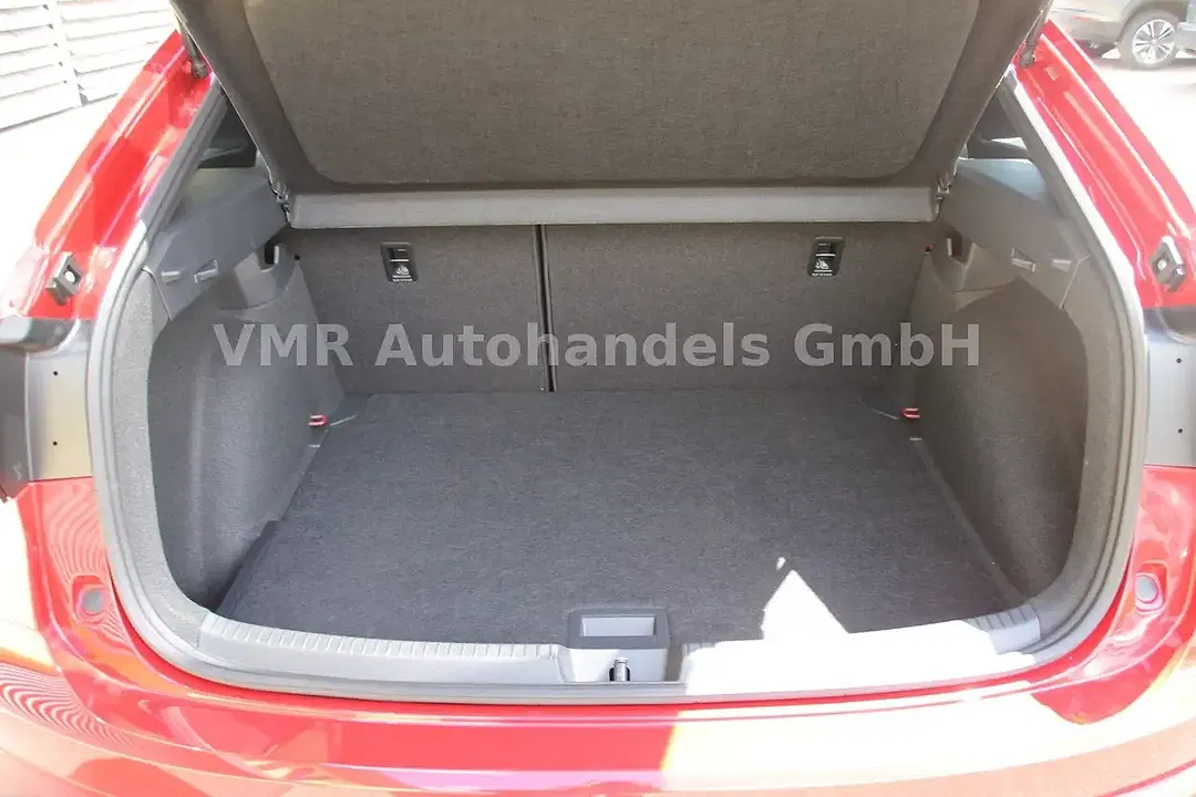 Volkswagen Taigo - Thumbnail 9