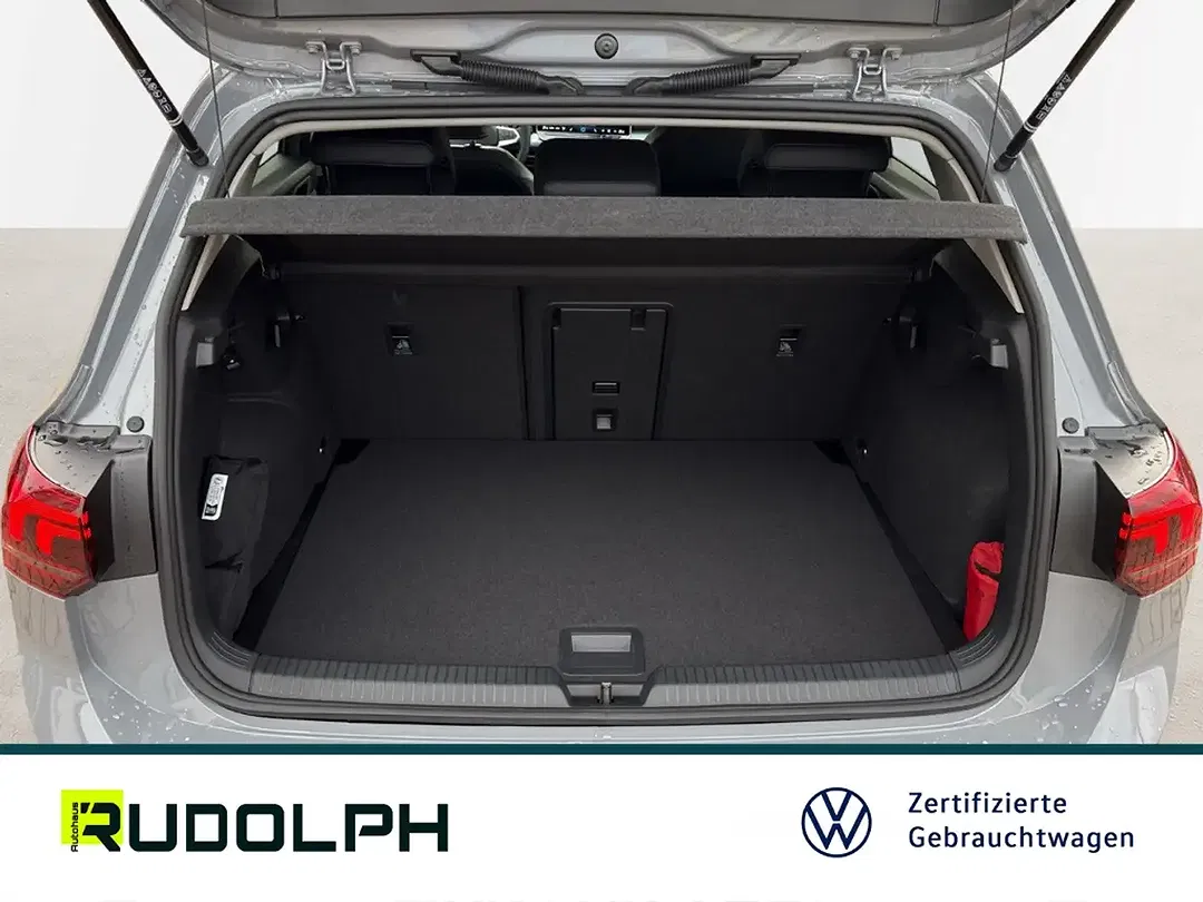Volkswagen Golf - Thumbnail 10
