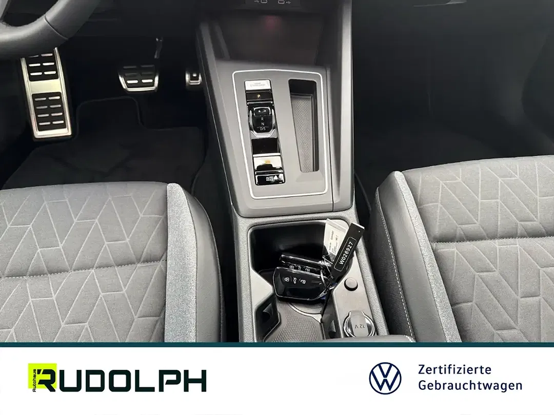 Volkswagen Golf - Thumbnail 15