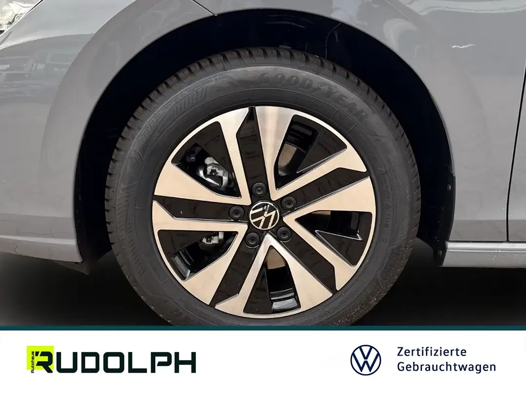 Volkswagen Golf - Thumbnail 7