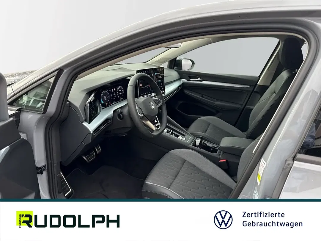 Volkswagen Golf - Thumbnail 8
