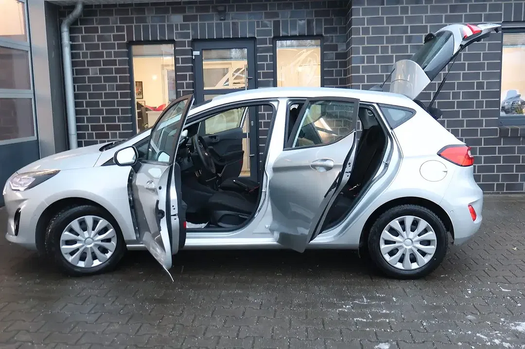 Ford Fiesta - Thumbnail 39