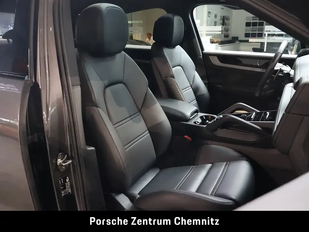 Porsche Cayenne - Thumbnail 14