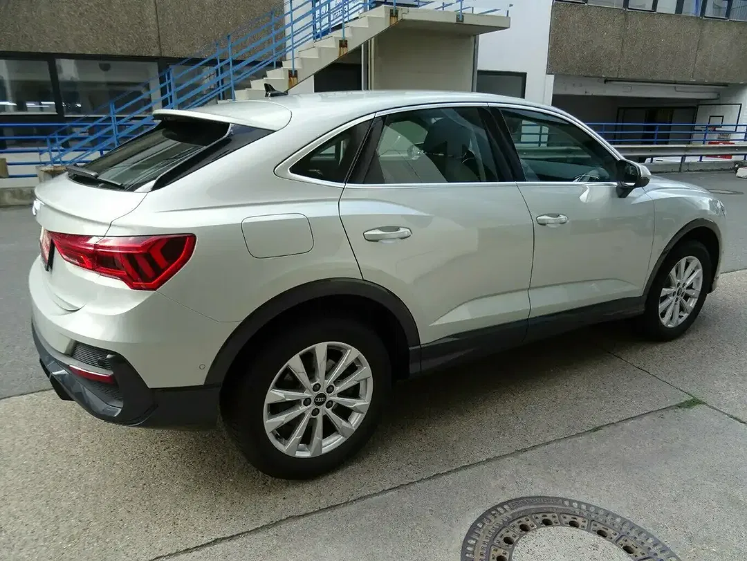 Audi Q3 - Thumbnail 13