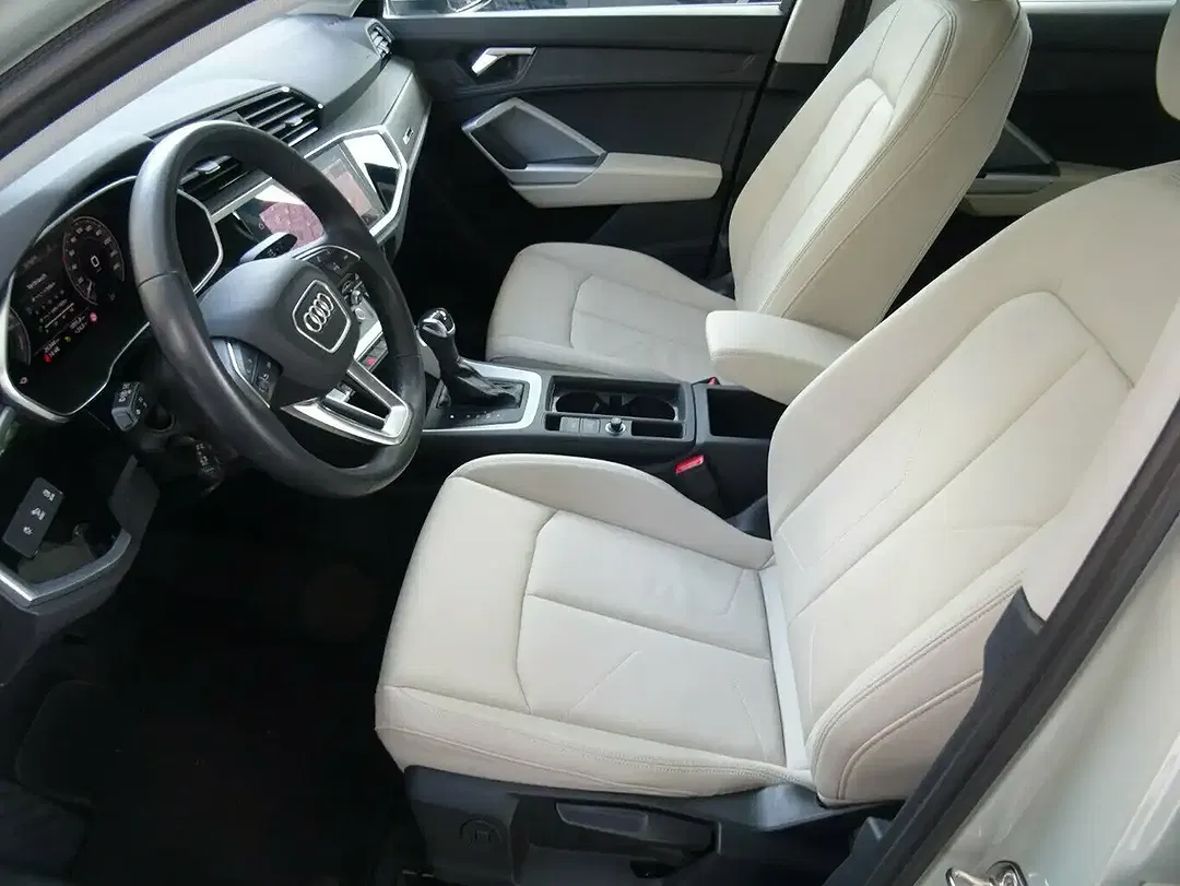 Audi Q3 - Thumbnail 5