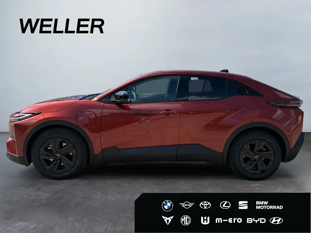 Toyota C-HR+ - Thumbnail 4