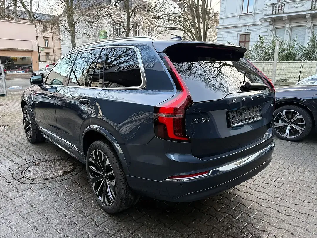 Volvo XC90 B5 AWD Plus Bright - foto 2