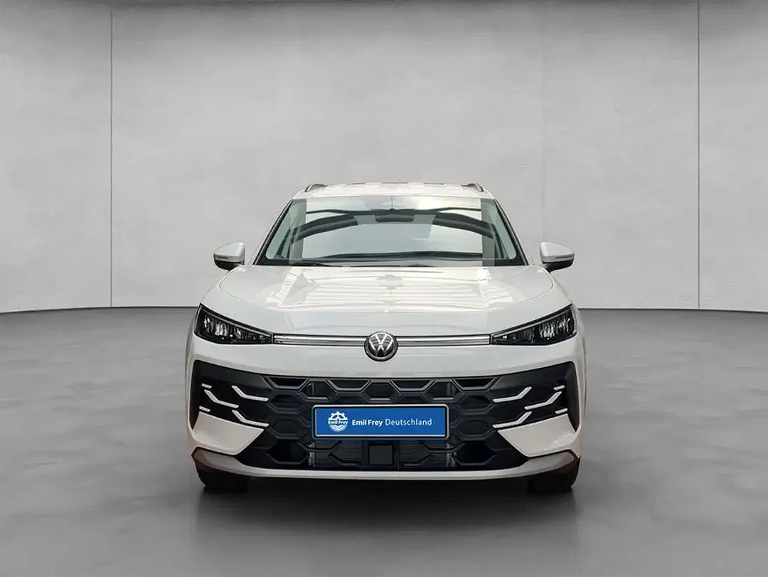 Volkswagen T-Roc - Thumbnail 9
