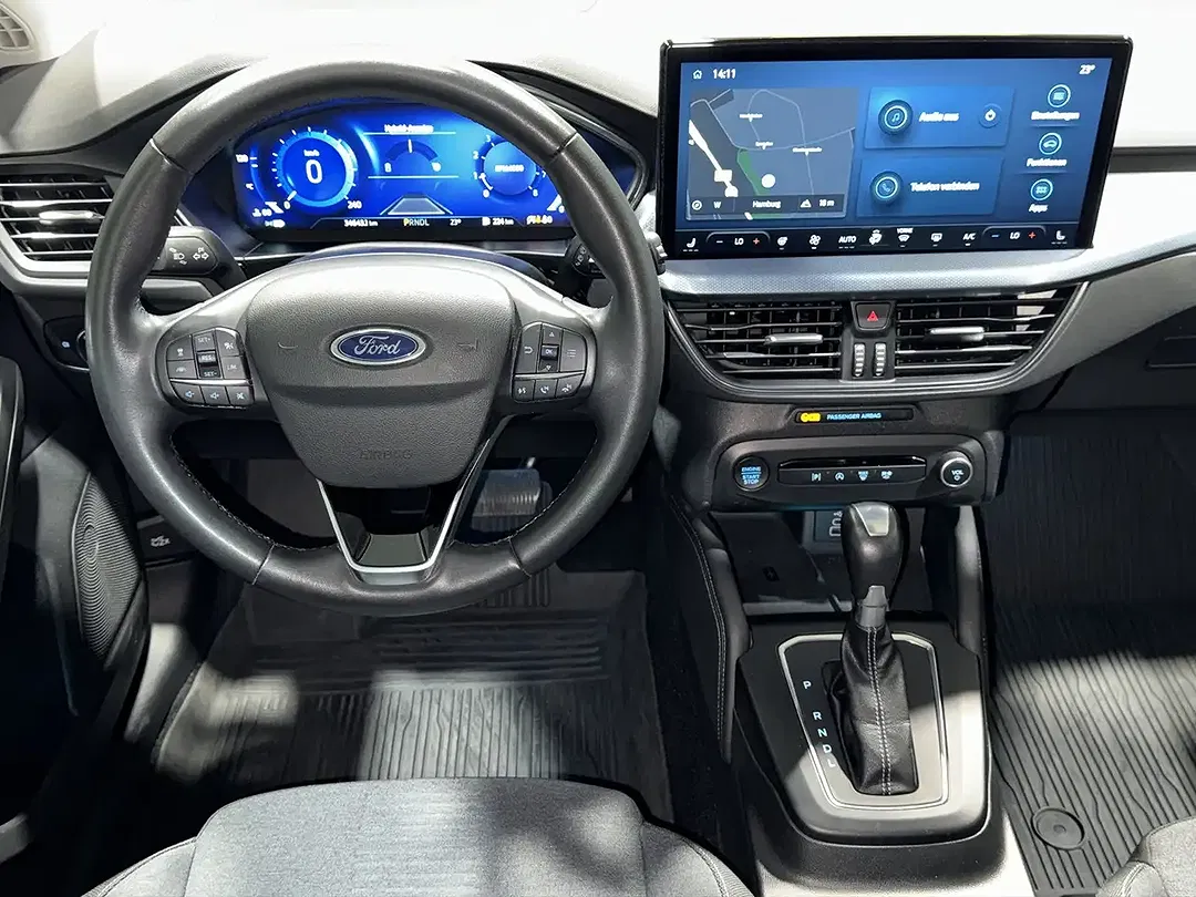 Ford Focus - Thumbnail 12