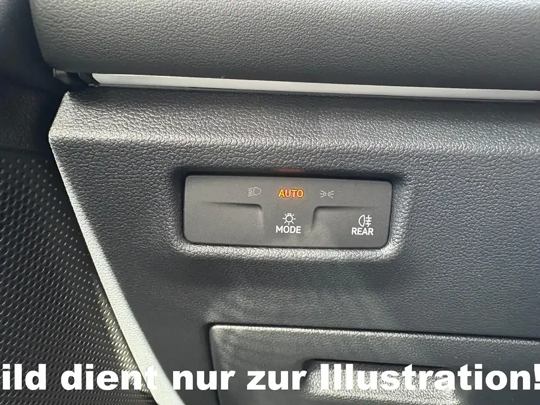 Volkswagen Tiguan - Thumbnail 13