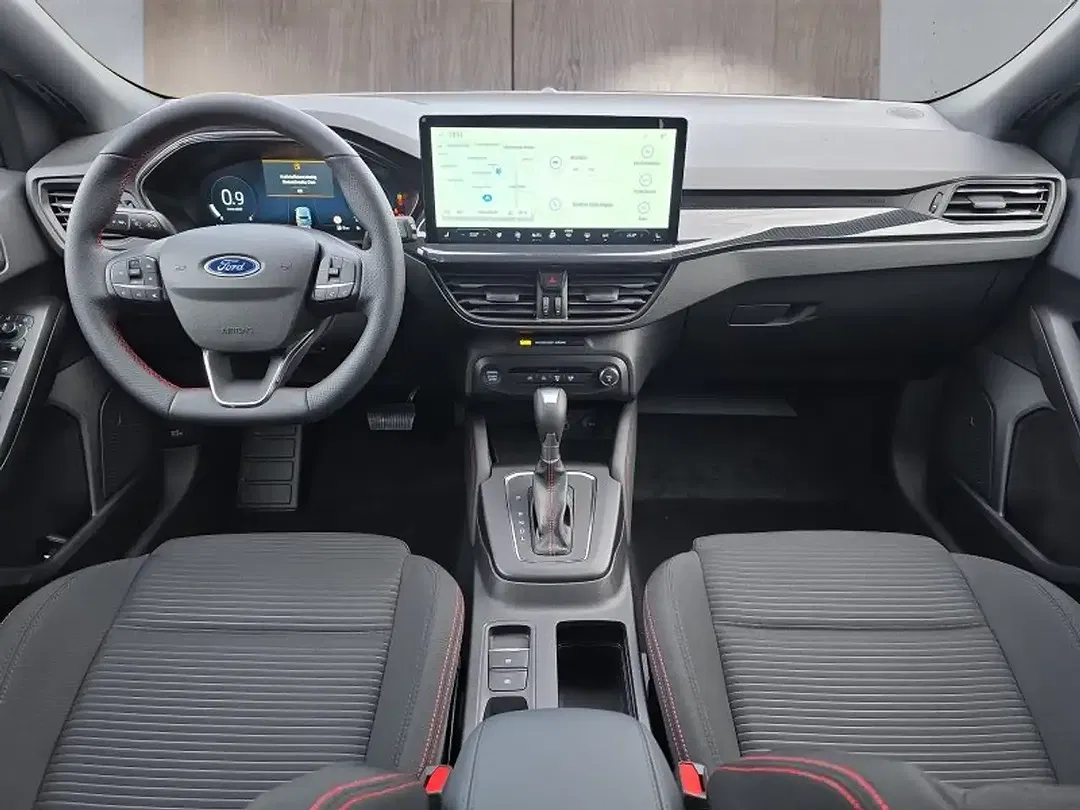 Ford Focus - Thumbnail 12