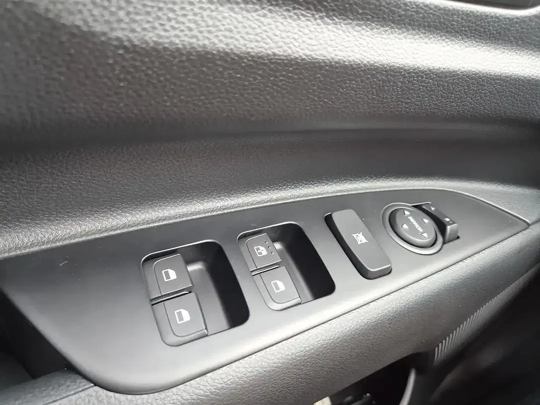 Kia Stonic - Thumbnail 13