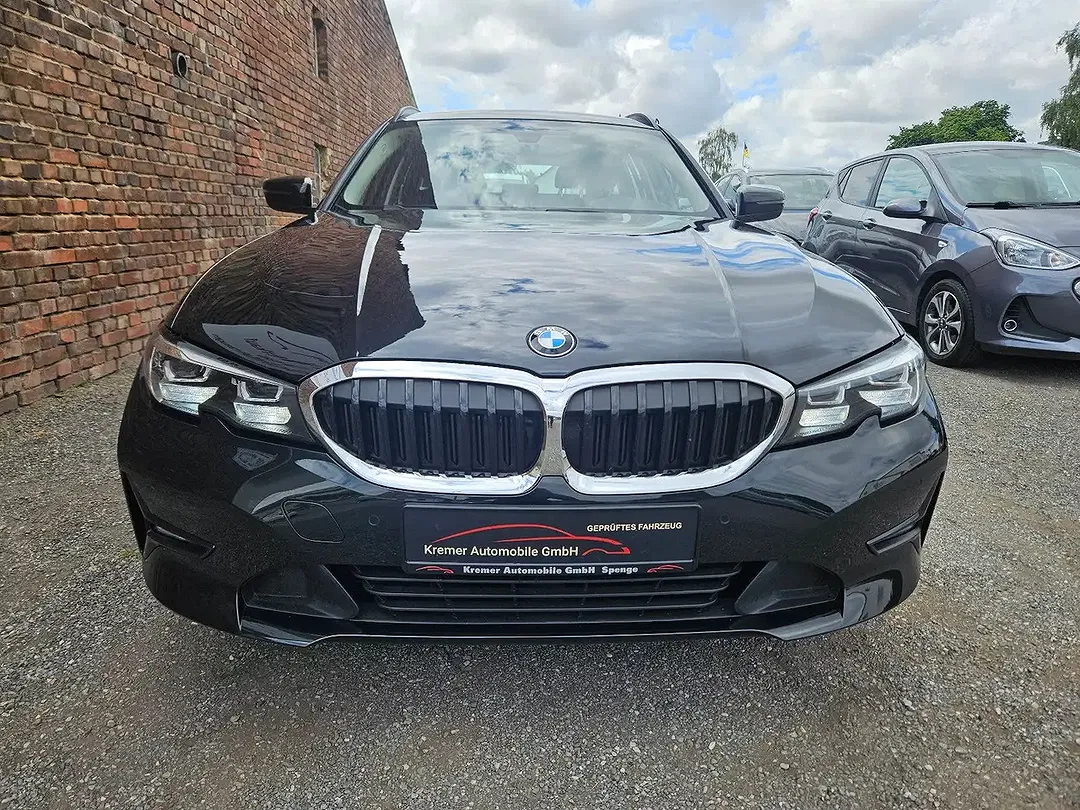 BMW 318 - Thumbnail 3