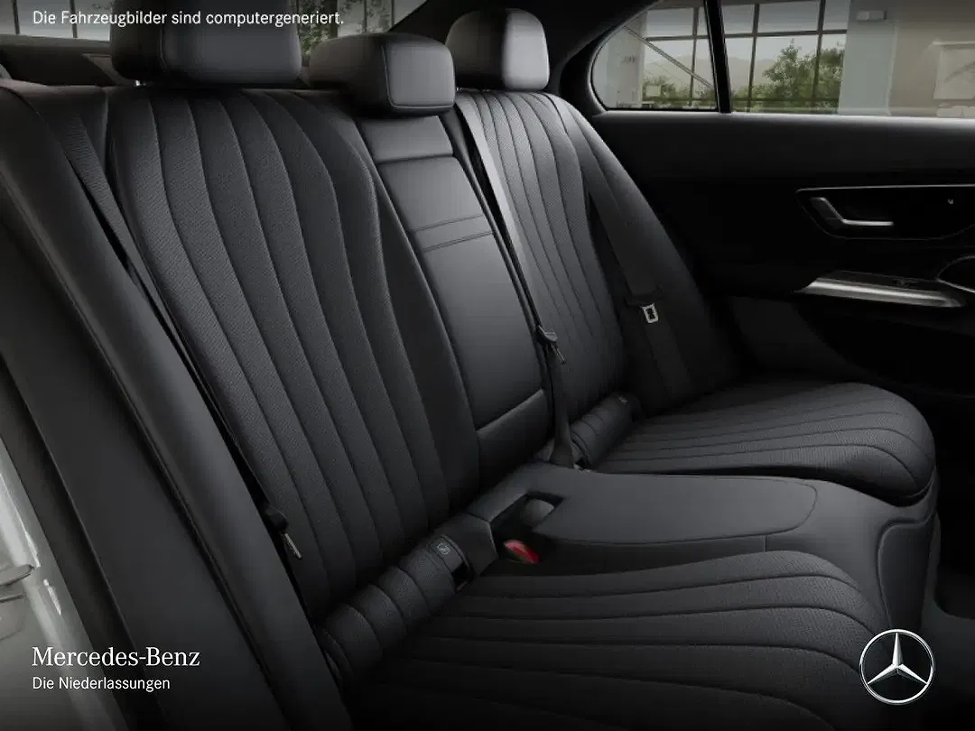 Mercedes-Benz E 220 - Thumbnail 12